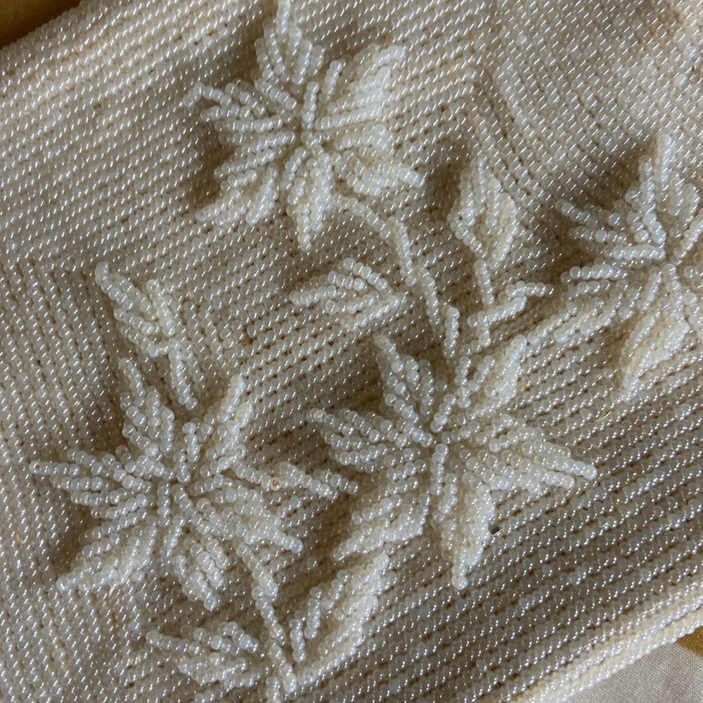 VINTAGE BEADED EVENING BAG - Picture 3 of 10